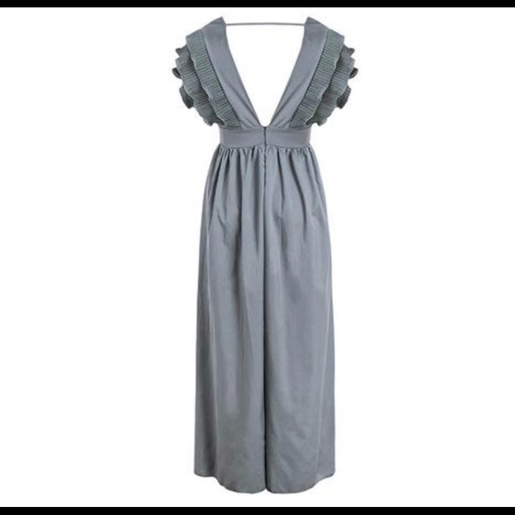 V-neck Open Back Solid Color Maxi Dresses - Picture 4 of 9